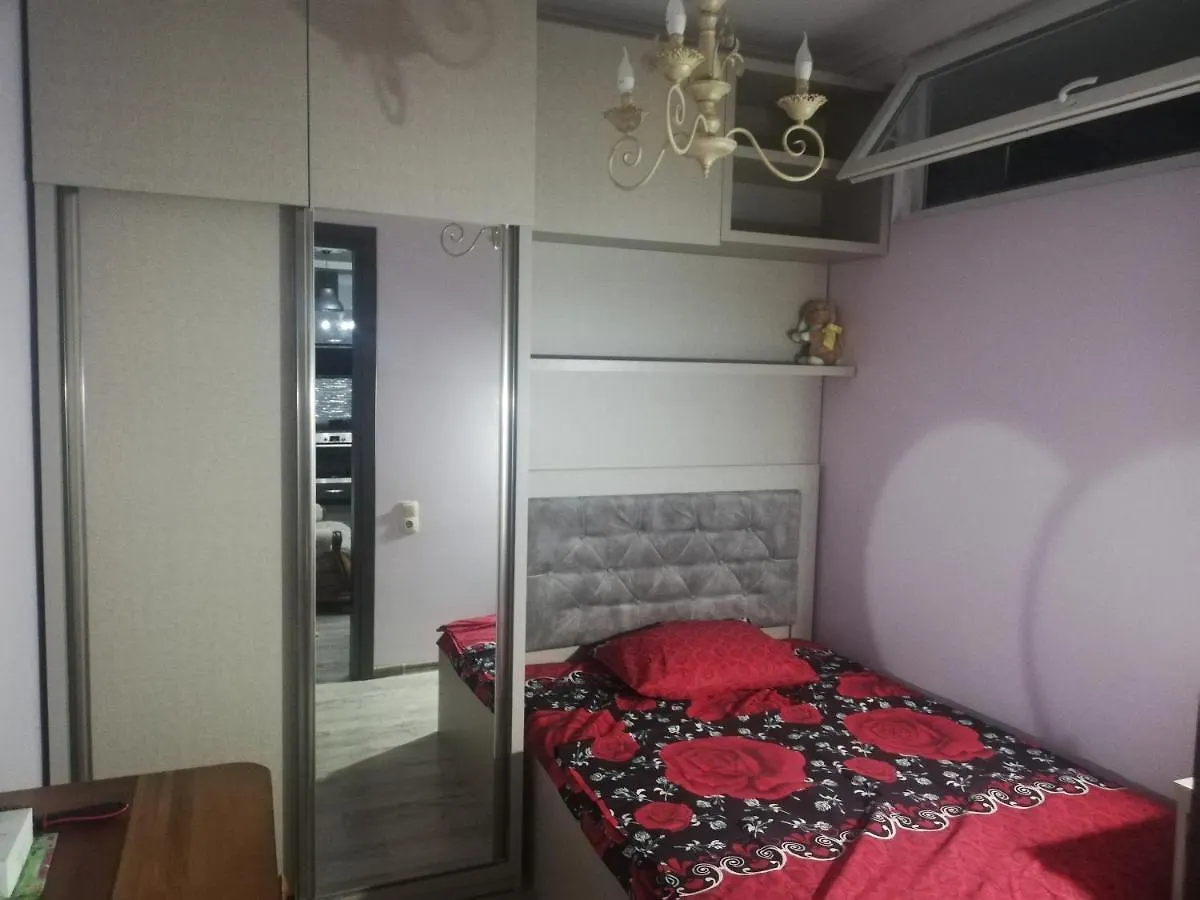 Apartment Irina Μπατούμι