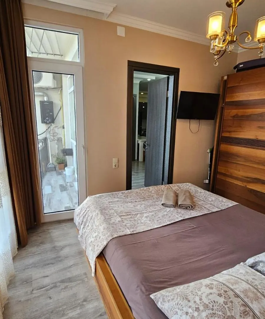 Apartment Irina Μπατούμι